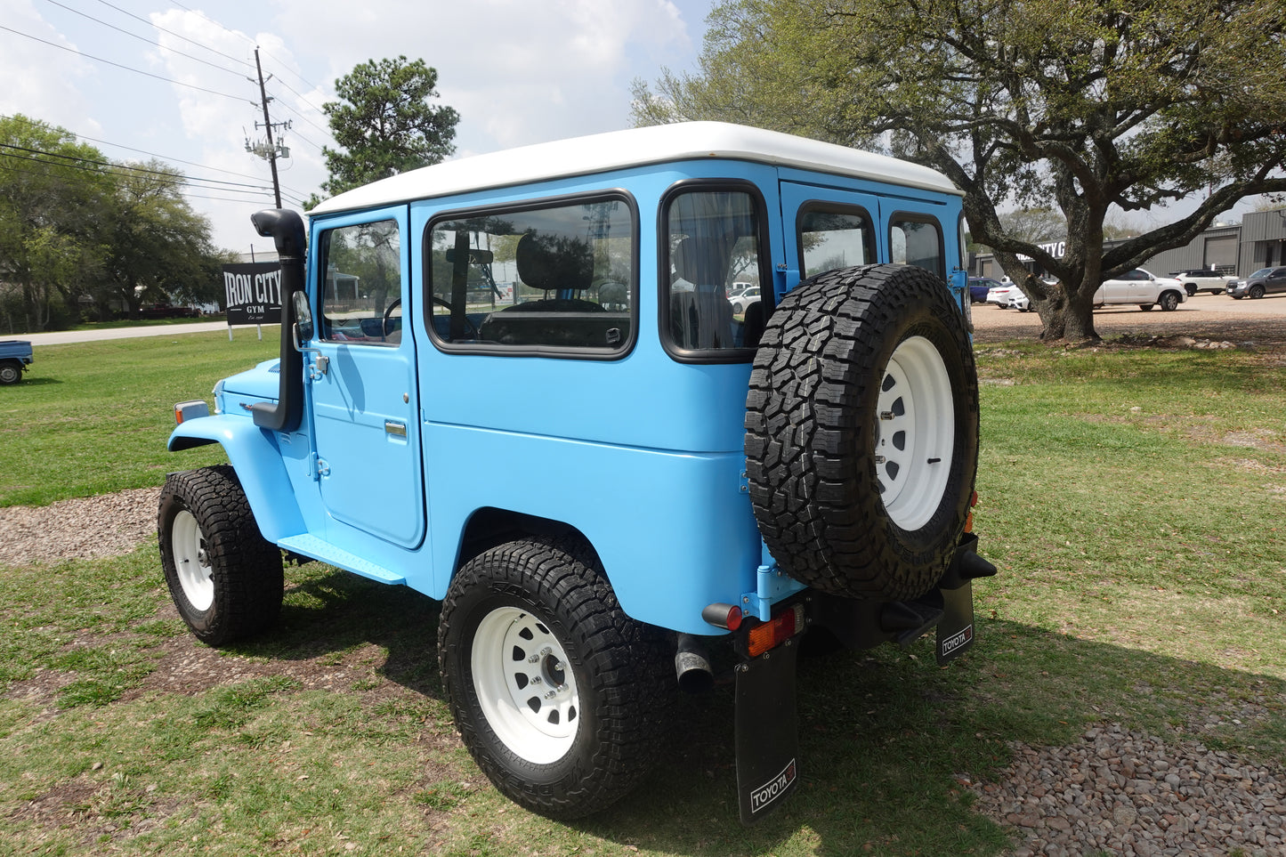 1975 Toyota Land Cruiser Blue