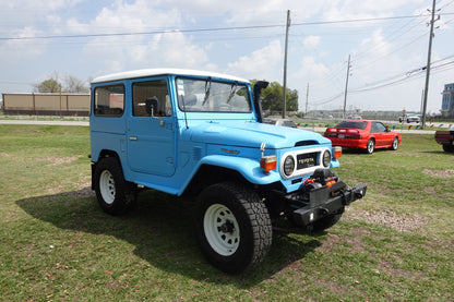 1975 Toyota Land Cruiser Blue