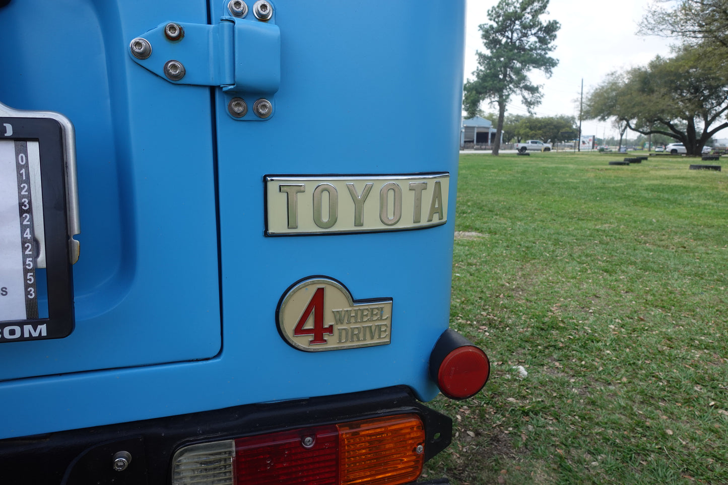 1975 Toyota Land Cruiser Blue