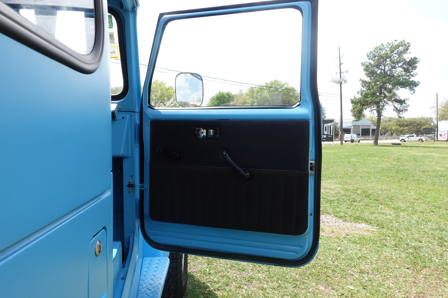 1975 Toyota Land Cruiser Blue