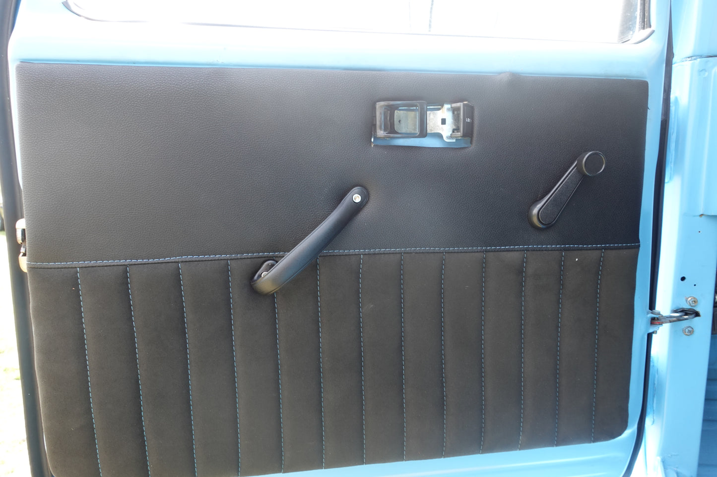1975 Toyota Land Cruiser Blue