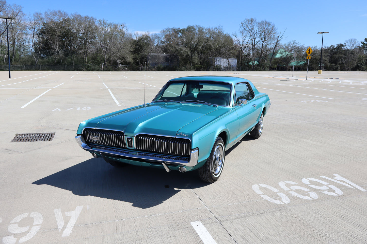 1967 Mercury Cougar XR7