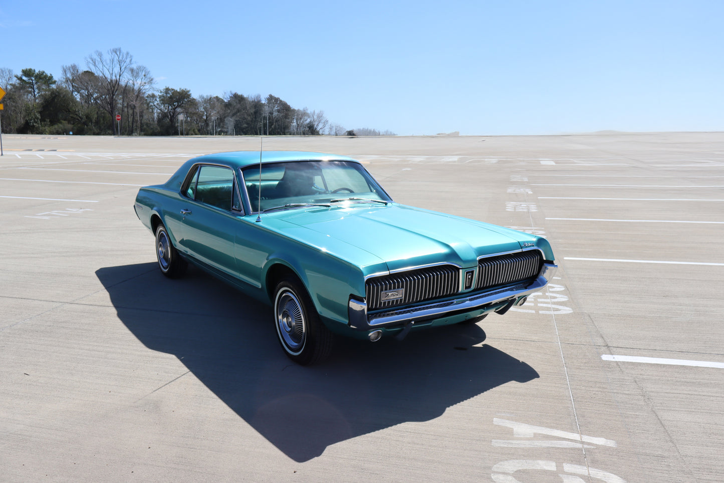 1967 Mercury Cougar XR7