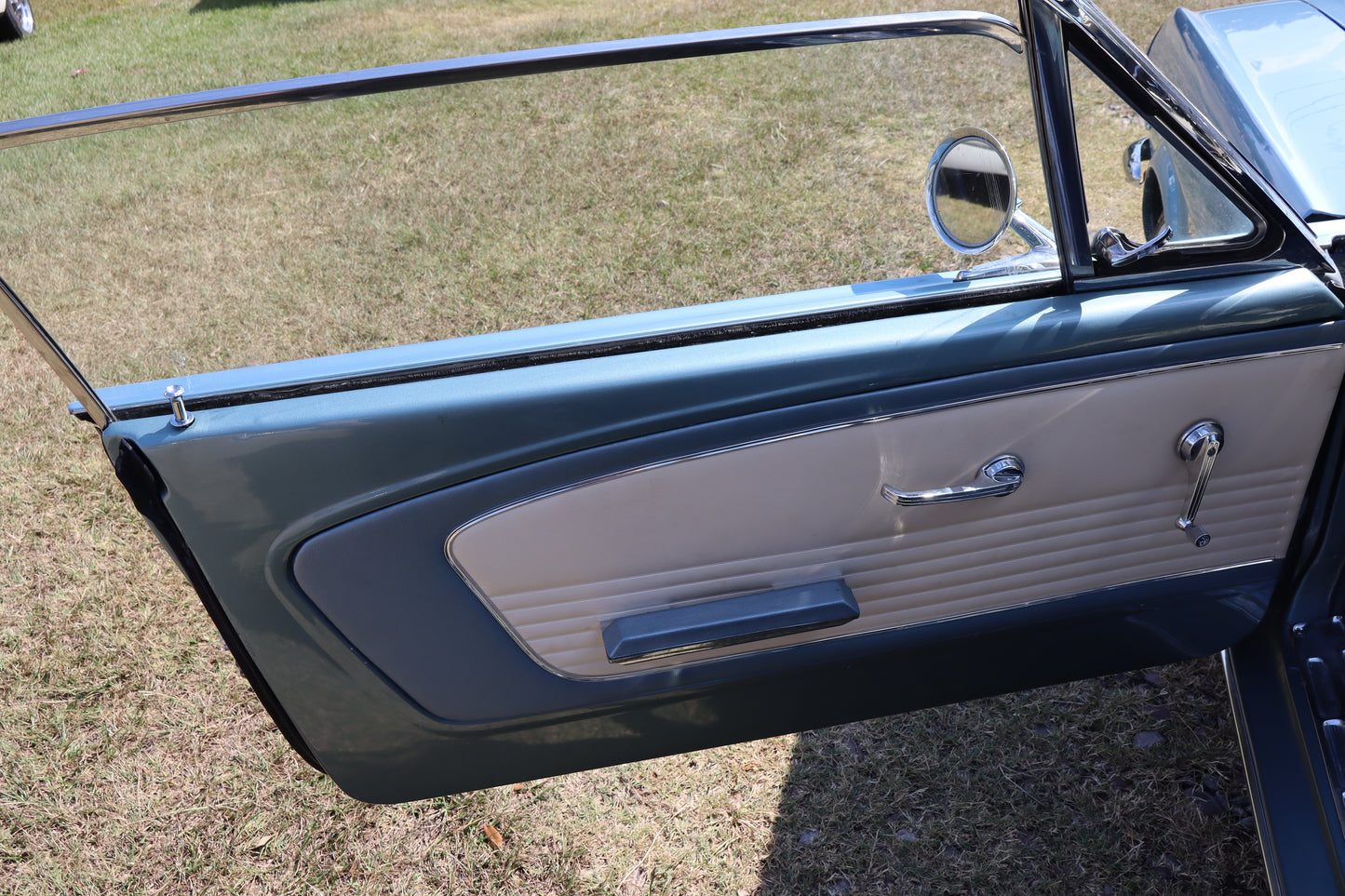 1966 Mustang Convertible Silver Blue