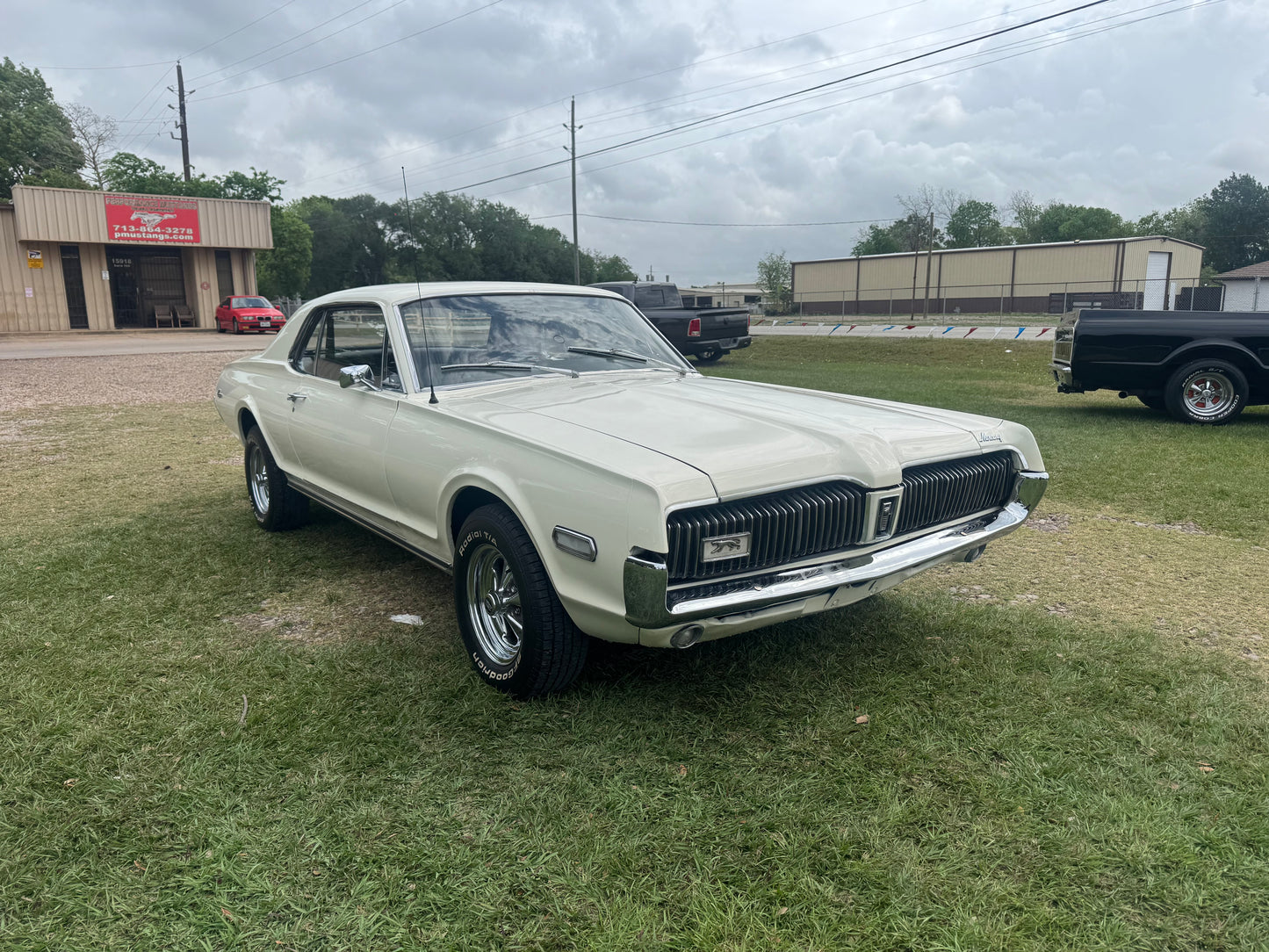 1968 Cougar White