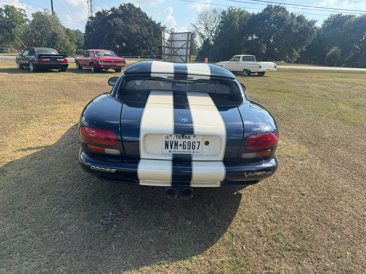 2001 Dodge Viper