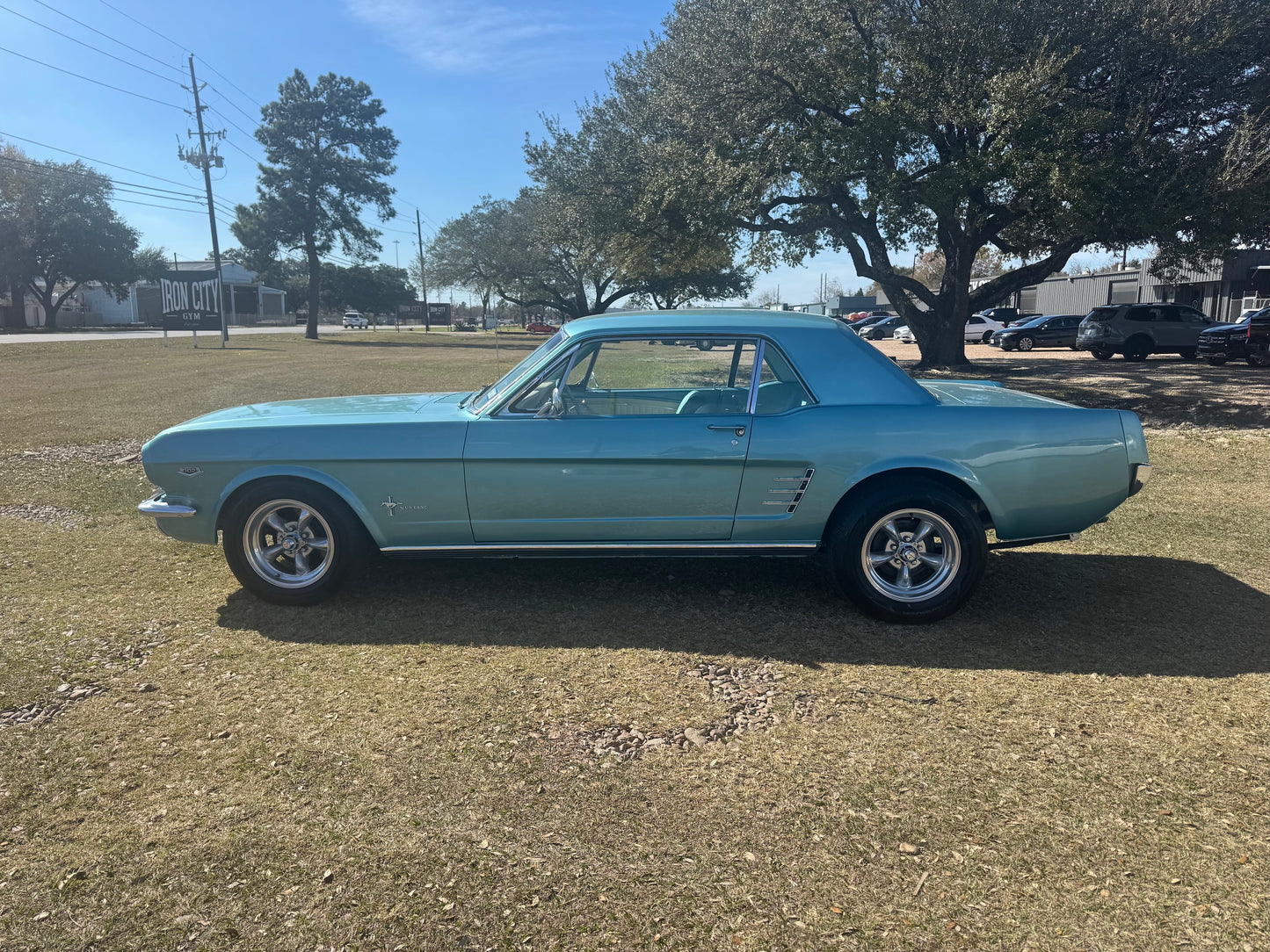1966 Ford Mustang Tahoe Turquoise