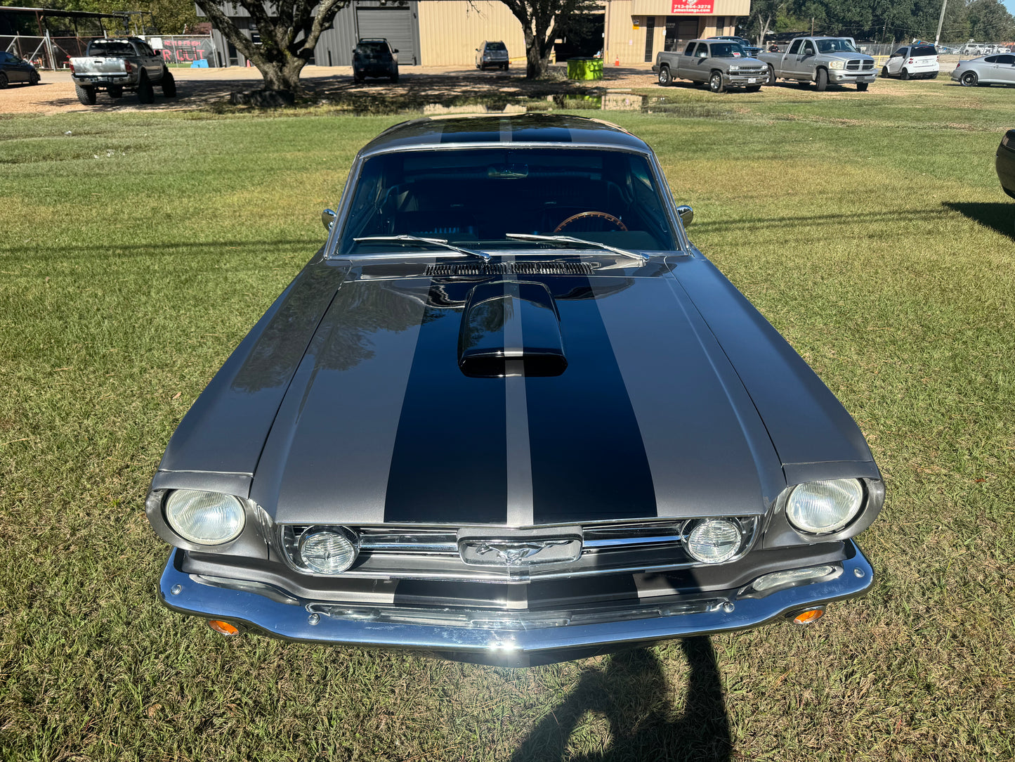 1966 Mustang Grey Black Stripes